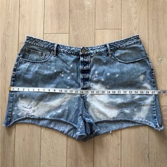 Good American Bombshell Shorts Acid Size 20 - Picture 9 of 10